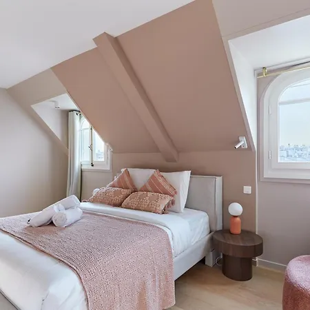 Grand Duplex - Arc De Triomphe Apartment